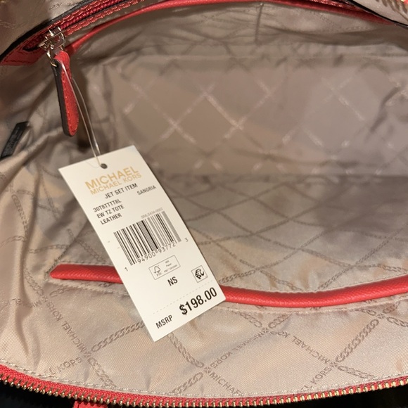 🔥🔥🔥NEW Michael Kors Jet Set Leather Zip Top Tote Shoulder Bag Side Pockets - Picture 7 of 8